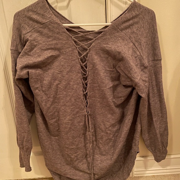 NWOT grey shirt - Picture 3 of 3